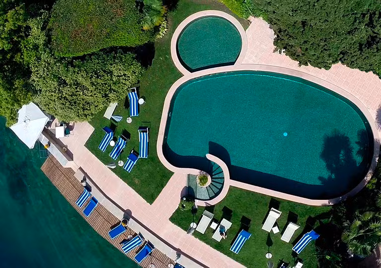 Hotel con giardino a Gardone Riviera